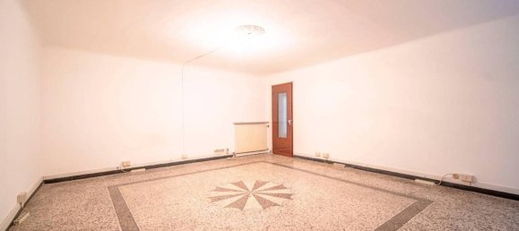 9 rooms Apartment in Genoa, Italy No. 32491 9