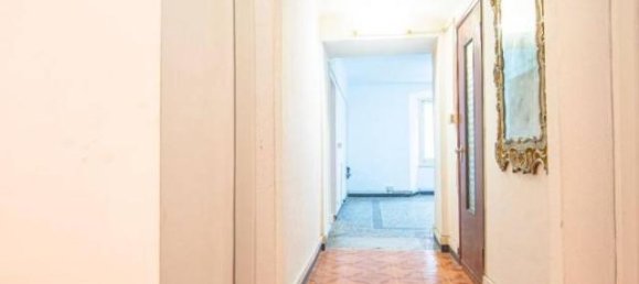 9 rooms Apartment in Genoa, Italy No. 32491 18