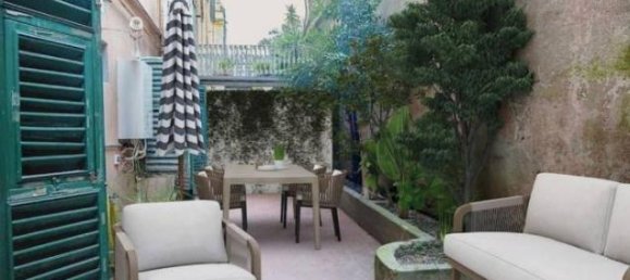 9 rooms Apartment in Genoa, Italy No. 32491 4