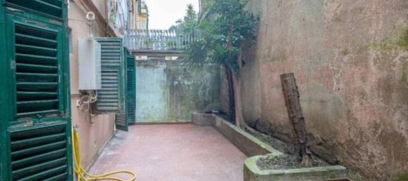 9 rooms Apartment in Genoa, Italy No. 32491 20
