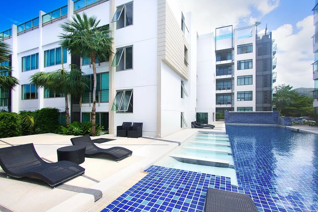2 bedrooms Condo in Kamala, Thailand No. 5604