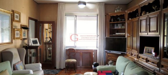 5 bedrooms Apartment in Cascina, Italy No. 331678 12