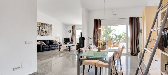 6 bedrooms Villa in Marbella, Spain No. 55693 3