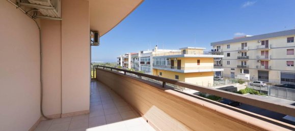 Квартира с 4 комнатами в Пало дель Колле, Италия № 42629 35