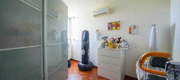 Квартира с 4 комнатами в Пало дель Колле, Италия № 42629 14