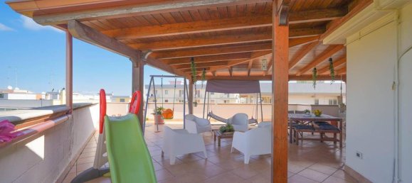 Квартира с 4 комнатами в Пало дель Колле, Италия № 42629 32