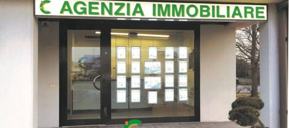 Вилла с 6 комнатами в Россано Венето, Италия № 27158 9