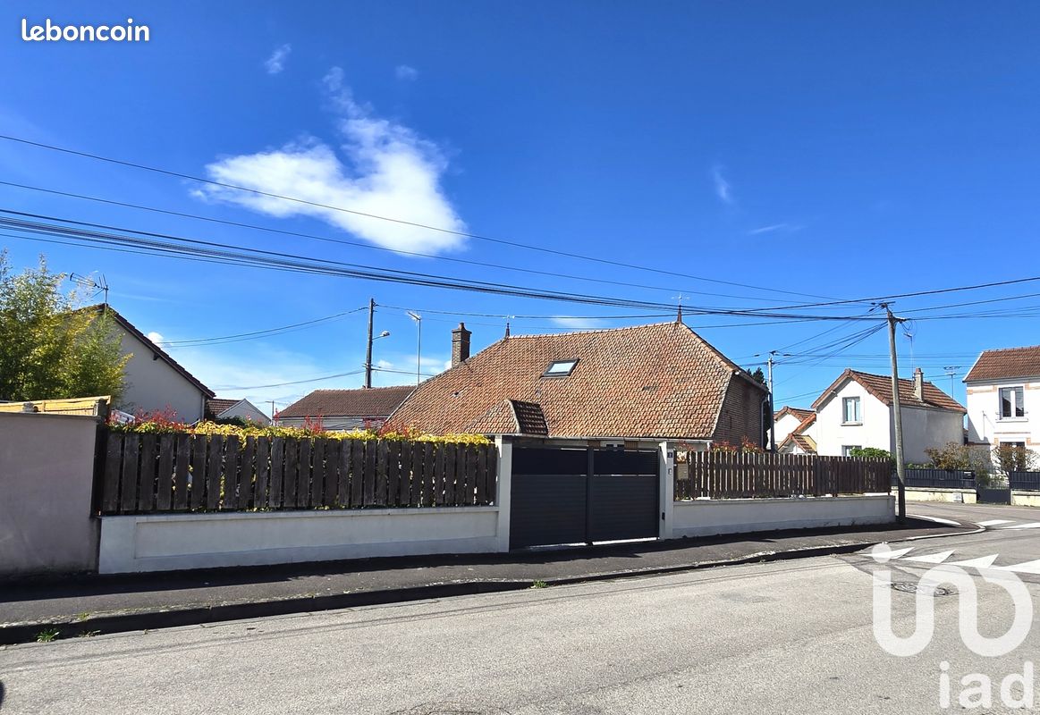 3 bedrooms House in Saint-Andre-les-Vergers, France No. 57205