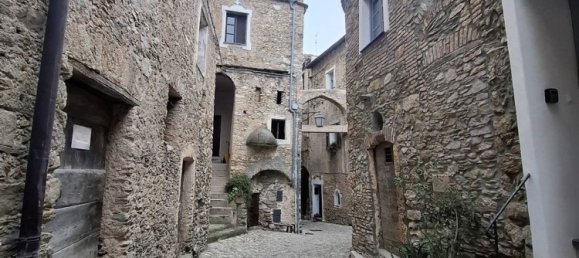 6 Schlafzimmer Haus in Castelvecchio di Rocca Barbena, Italy, Nr. 334729 32