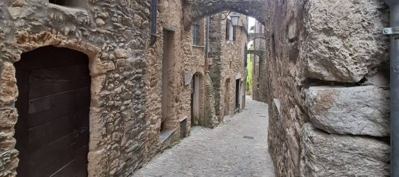 6 Schlafzimmer Haus in Castelvecchio di Rocca Barbena, Italy, Nr. 334729 36