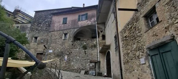 6 Schlafzimmer Haus in Castelvecchio di Rocca Barbena, Italy, Nr. 334729 30