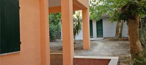 4 bedrooms Apartment in Jesi, Italy No. 331553 16