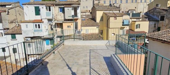 4 bedrooms Apartment in Jesi, Italy No. 331553 14