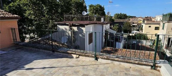 4 bedrooms Apartment in Jesi, Italy No. 331553 13