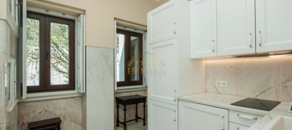 8 bedrooms Villa in Lisbon, Portugal No. 138820 24