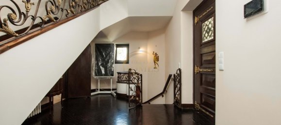 8 bedrooms Villa in Lisbon, Portugal No. 138820 3