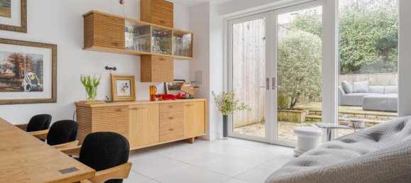 5 bedrooms House in London, United Kingdom No. 14195 41