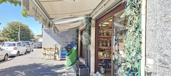 120m² Commercial property in Rome, Italy No. 362524 3