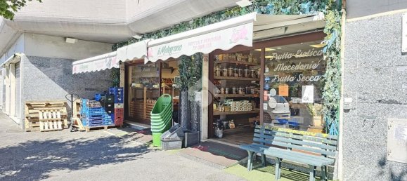 120m² Commercial property in Rome, Italy No. 362524 11