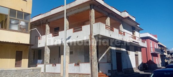 4 Schlafzimmer Haus in Gioia Tauro, Italy, Nr. 340161 2