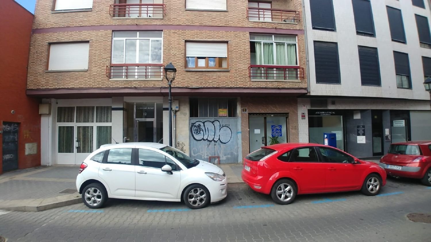 80m² Commercial property in Palencia, Spain No. 110900