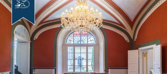 5-salle Bâtiment à Vecchiano, Italy No. 356748 46