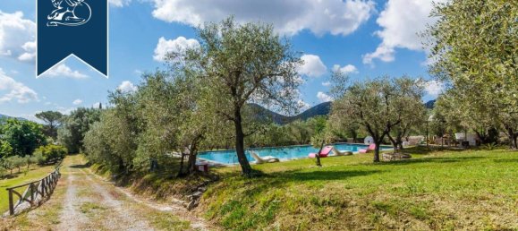 5-salle Bâtiment à Vecchiano, Italy No. 356748 29