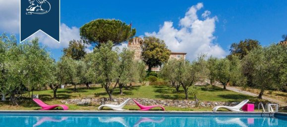 5-salle Bâtiment à Vecchiano, Italy No. 356748 34