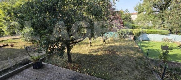 3 bedrooms House in Castres, France No. 363410 16