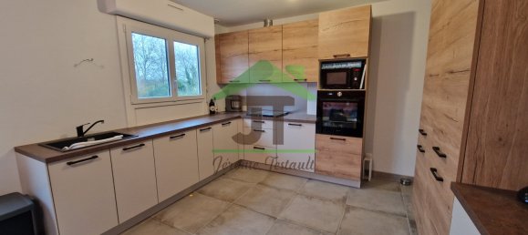 4 bedrooms House in Eure-et-Loir, France No. 83066 5