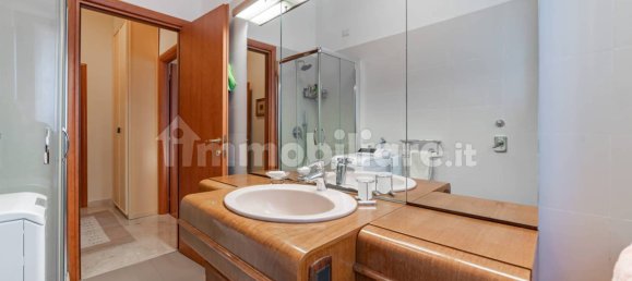 2 bedrooms Apartment in Milan, Italy No. 378668 20