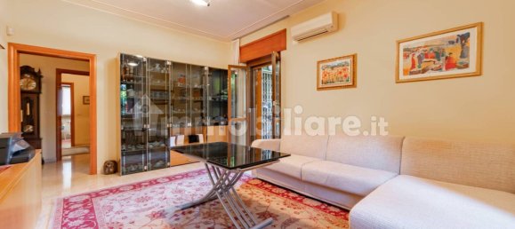 2 bedrooms Apartment in Milan, Italy No. 378668 7