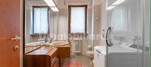 2 bedrooms Apartment in Milan, Italy No. 378668 17