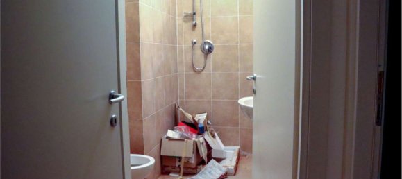 Apartamento de 3 habitaciónes en Cesano Maderno, Italy No. 51400 16