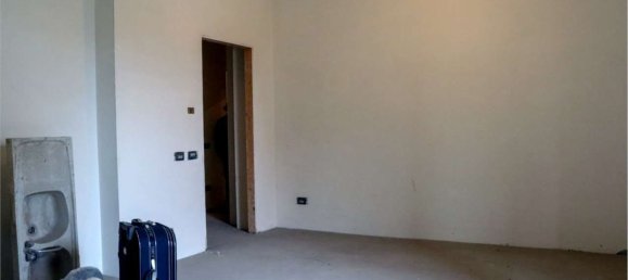 Apartamento de 3 habitaciónes en Cesano Maderno, Italy No. 51400 15