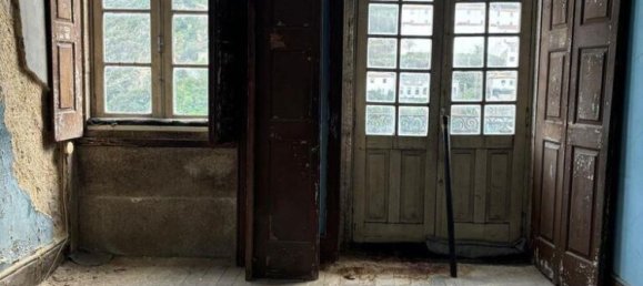 8 bedrooms Villa in Porto, Portugal No. 102064 19