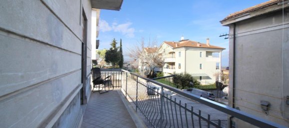 3 rooms Apartment in Colonnella, Italy No. 3089 11
