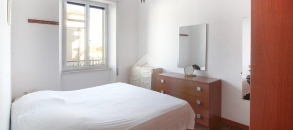 3 rooms Apartment in Colonnella, Italy No. 3089 7