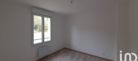 2 bedrooms House in Mortefontaine-en-Thelle, France No. 215404 4