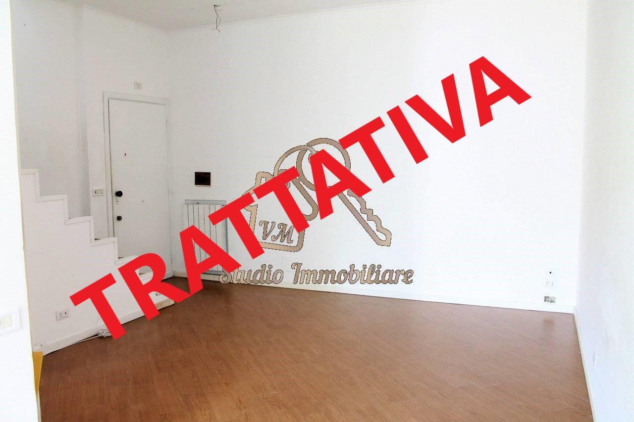 3 rooms Apartment in Rome, Italy No. 229368