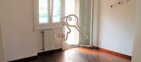 3 rooms Apartment in Rome, Italy No. 229368 8