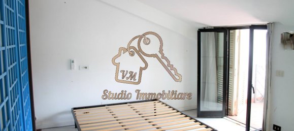 3 rooms Apartment in Rome, Italy No. 229368 20