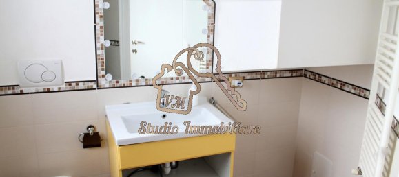 3 rooms Apartment in Rome, Italy No. 229368 14