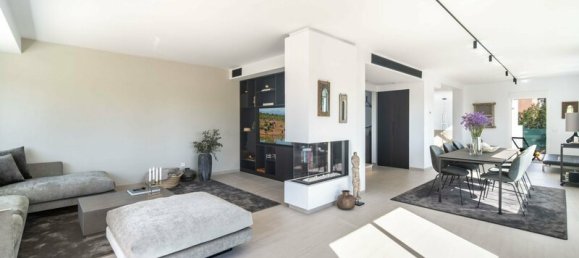 4 bedrooms Townhouse in Marbella, Spain No. 102108 11