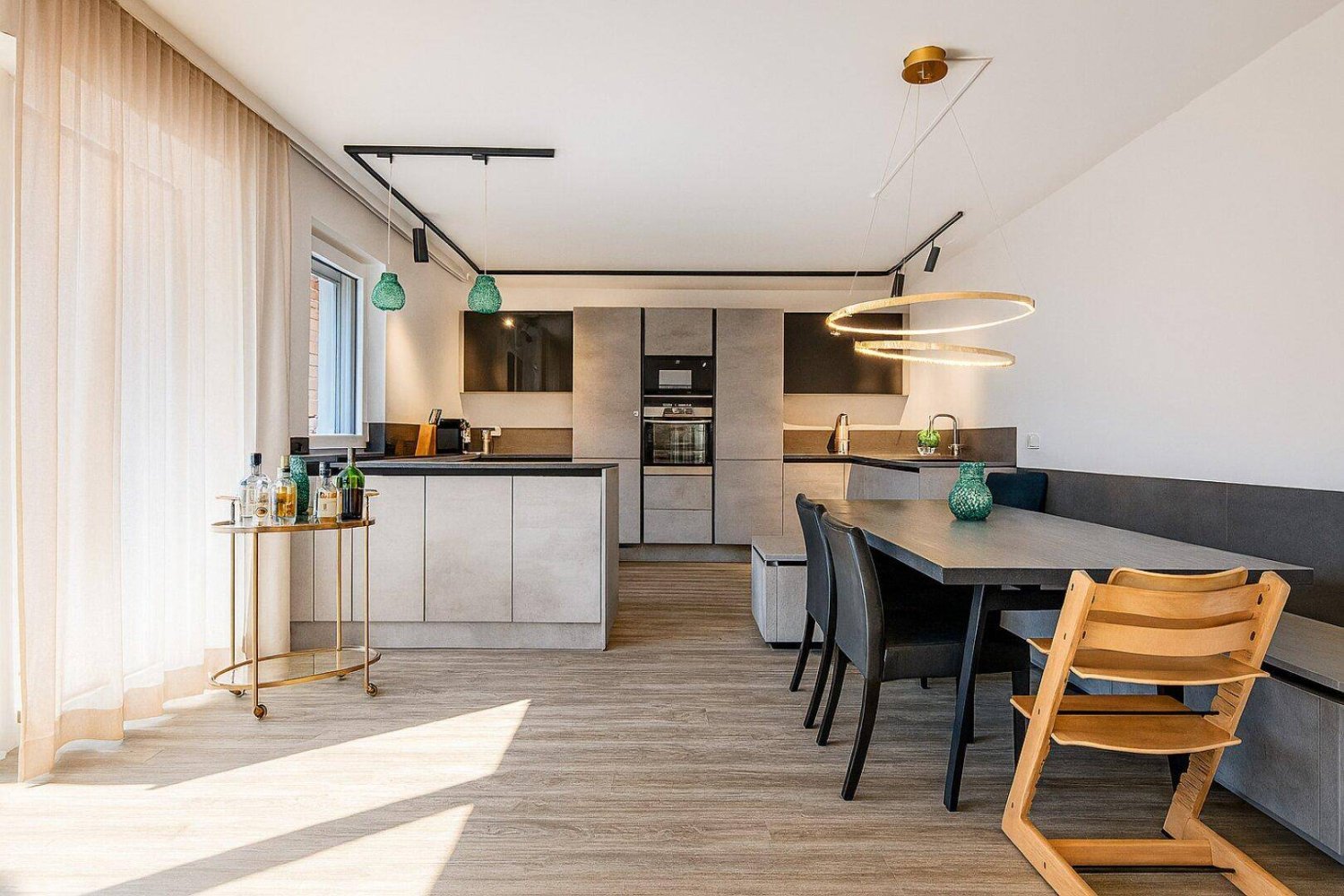 Apartamento de 3 habitaciónes en Altmunster, Austria No. 223052