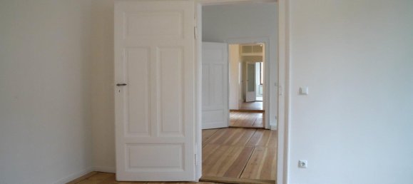4 bedrooms Apartment in Furth, Germany No. 364061 10