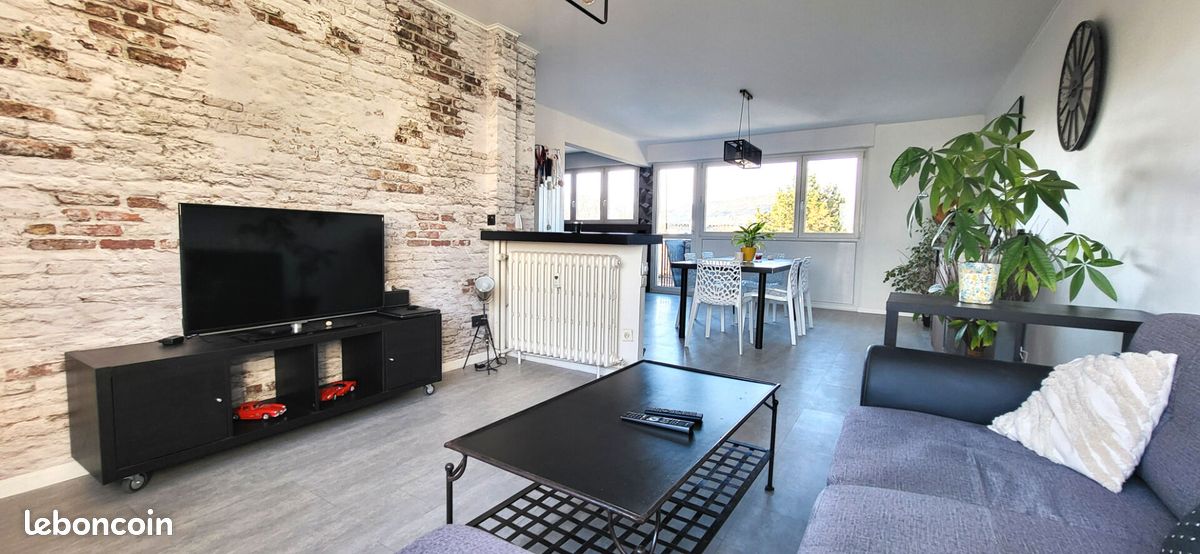 Apartamento de 2 dormitorios en Longeville-les-Metz, France No. 154584