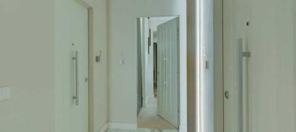 2 rooms Apartment in Turin, Italy No. 37748 5