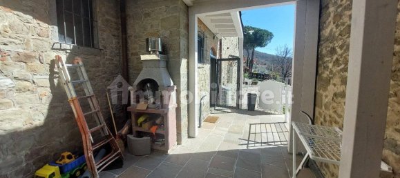 3 Schlafzimmer Haus in Castelfranco Piandiscò, Italy, Nr. 110115 7