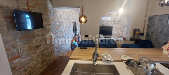 3 Schlafzimmer Haus in Castelfranco Piandiscò, Italy, Nr. 110115 37